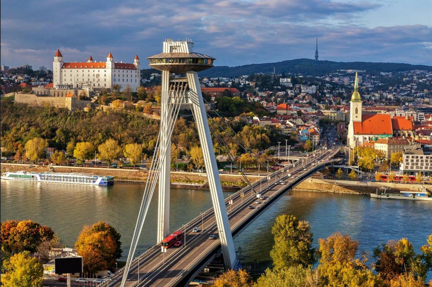 Elegant Escape Apartment I - City Centre Bratislava Buitenkant foto